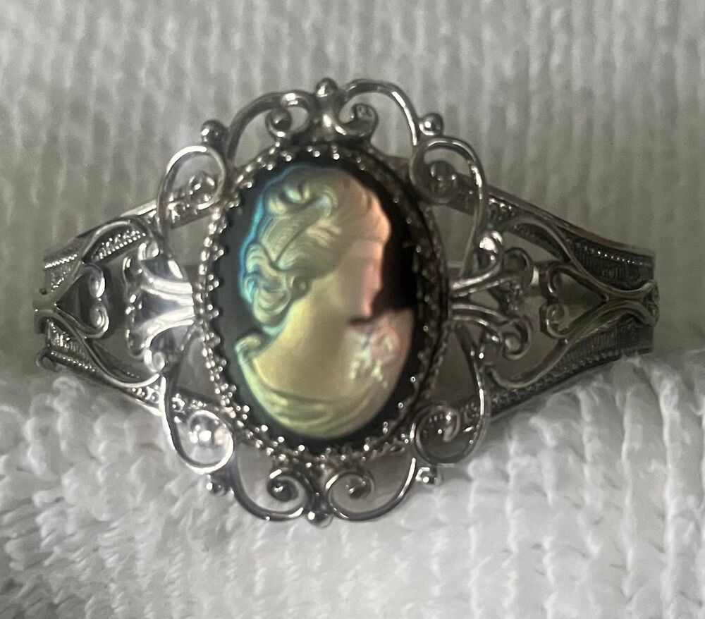 Vintage Whiting & Davis Saphiret Cameo Bracelet Signed